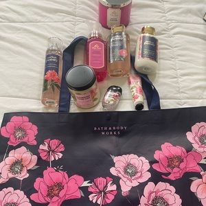 Bath and Body Works bag set